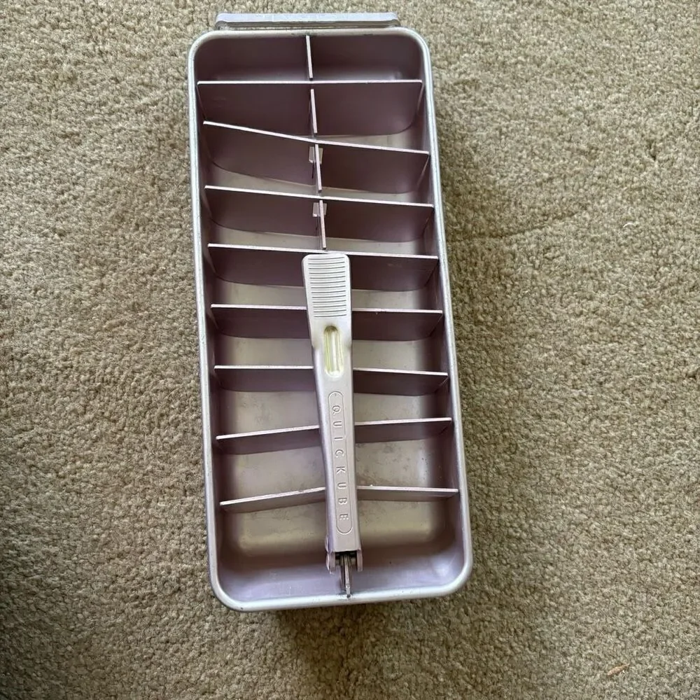Frigidaire Quickube Vintage Ice Cube Tray